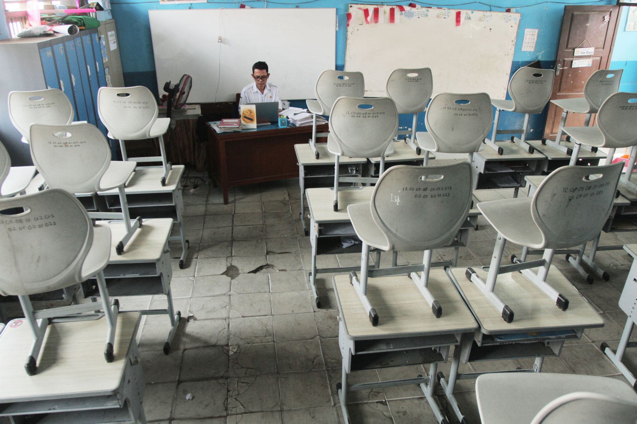 More schools close in Indonesia due to worsening haze from forest fires