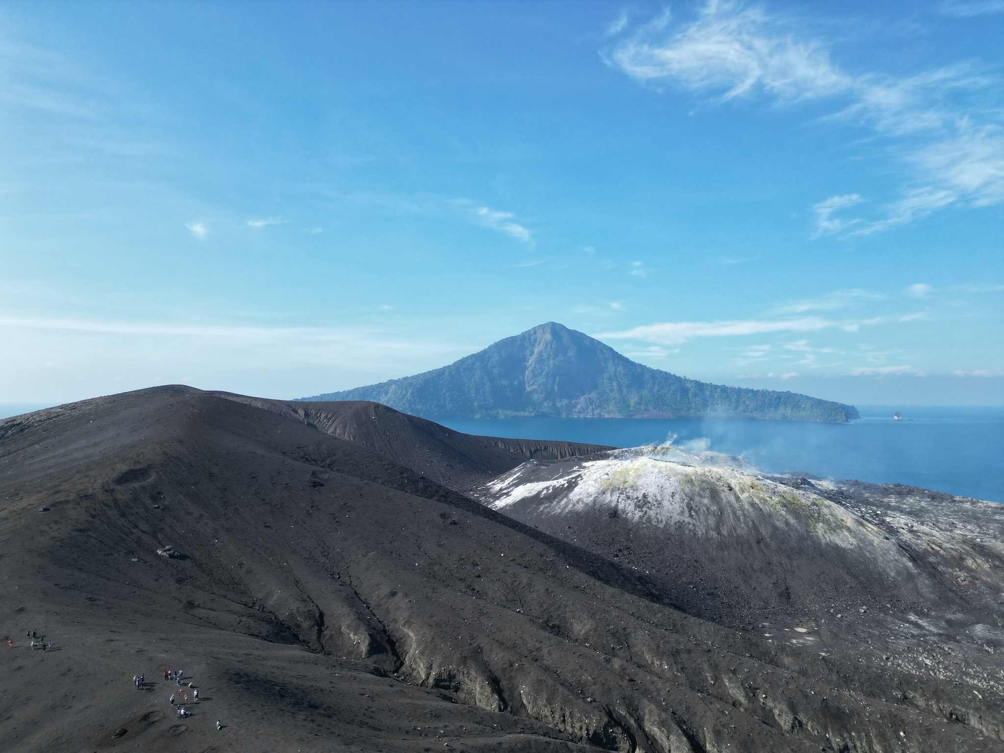Is it safe to travel to Indonesia? Latest travel advice after volcanic eruption